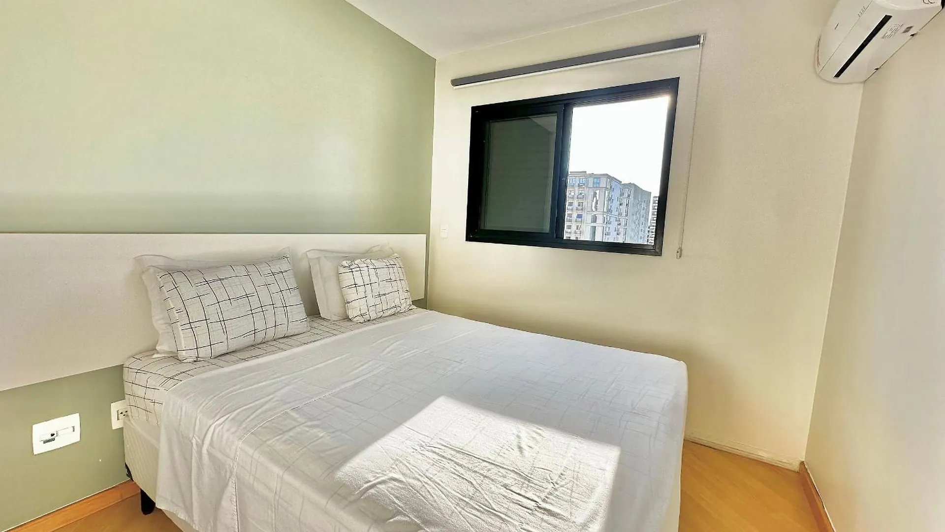 Maison D Stan C/ Lavadora, Limpeza Diaria E Vista São Paulo 0*,  Brasil