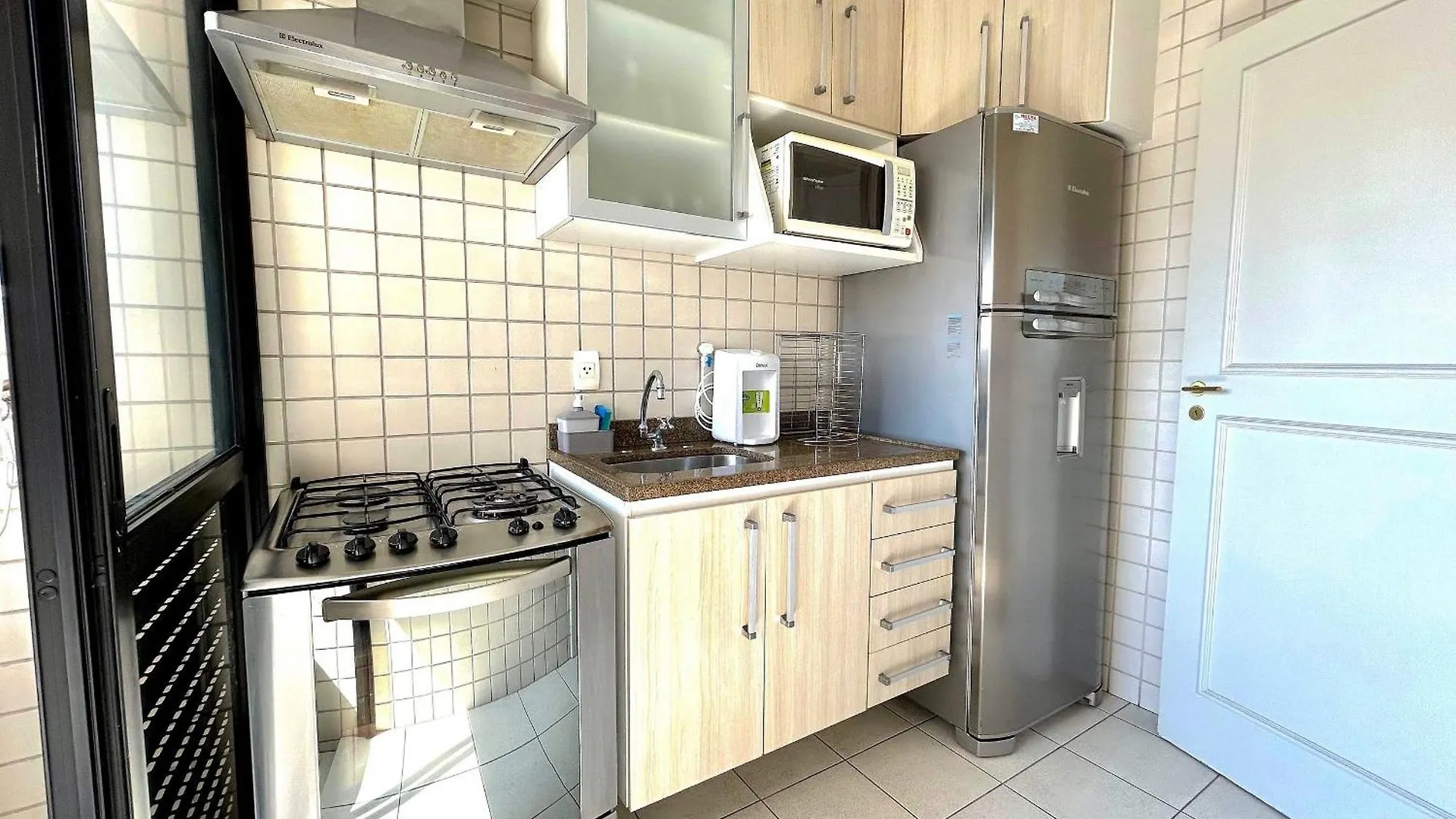 Maison D Stan C/ Lavadora, Limpeza Diaria E Vista São Paulo 0*,  Brasil